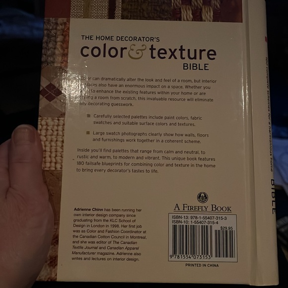 NWOT Color & Texture Decorator book - Picture 2 of 16